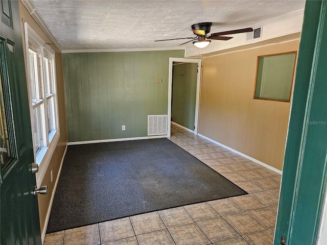 1424 Lake Shore Dr, Casselberry, FL 32707 - empty room featuring a ceiling fan, visible vents, and a textured ceiling