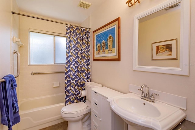 617 Red Oak Cir Unit 121, Altamonte Springs, FL 32701 - full bath featuring a sink, toilet, and shower / bath combo