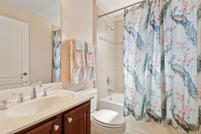 2842 Balforn Tower, Winter Garden, FL 34787 - full bathroom with toilet, vanity, and shower / bath combo with shower curtain