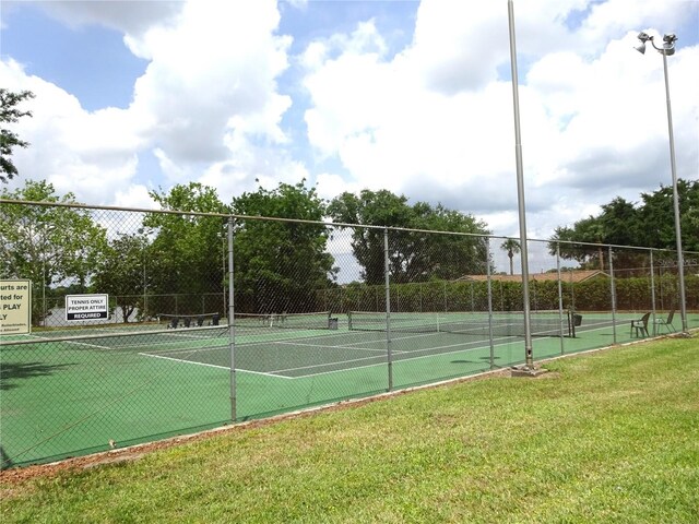 672 Post Oak Cir Unit 106, Altamonte Springs, FL 32701 - view of tennis court