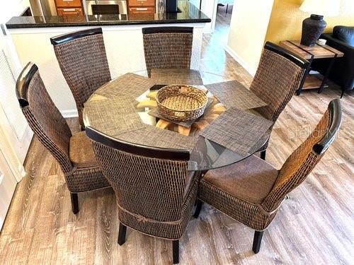 8101 Resort Village Dr Unit 31501, Orlando, FL 32821 - dining space featuring wood finished floors