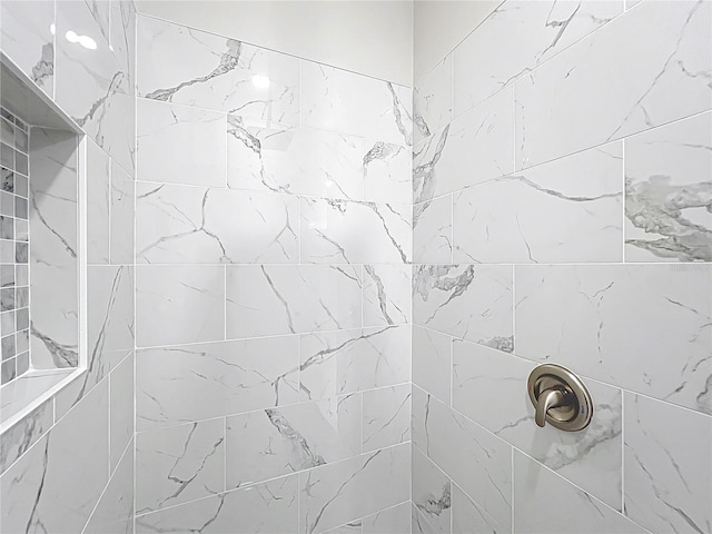 278 Acorn Dr, Longwood, FL 32750 - bathroom with tiled shower
