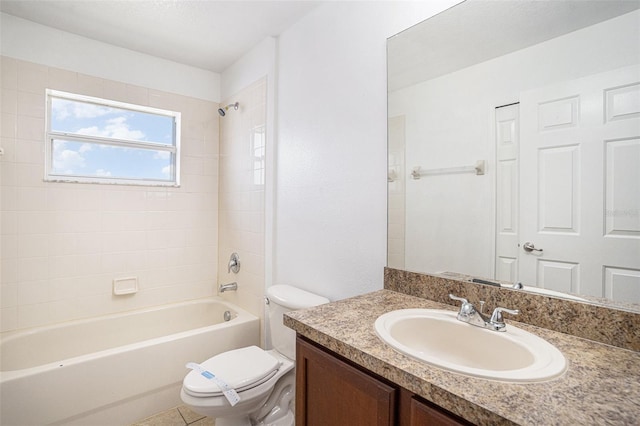 3319 Thistledown Ln, Land O Lakes, FL 34638 - bathroom with toilet, vanity, and washtub / shower combination