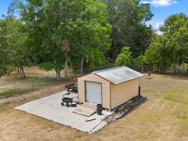 view of outdoor structure featuring an outdoor structure