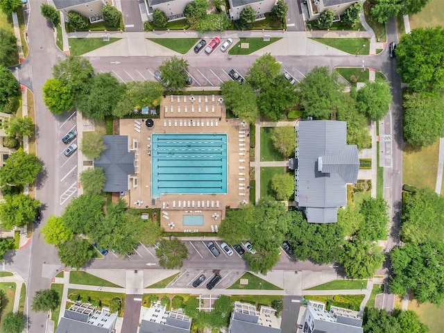 bird's eye view of a pool area