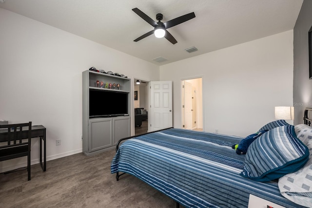 bedroom with baseboards and a ceiling fan