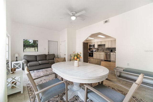 2825 Mayer St, Orlando, FL 32806 - photo 10