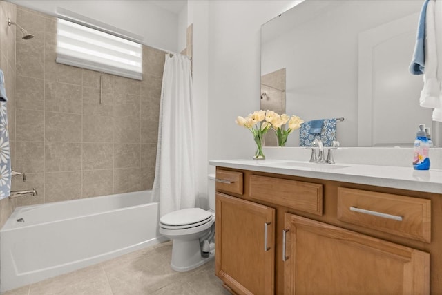 2524 Datura Loop, Saint Cloud, FL 34772 - full bath featuring toilet, tile patterned floors, shower / bath combo with shower curtain, and vanity