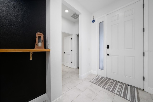 2591 Seagirt Way, Clermont, FL 34711 - entryway with recessed lighting and baseboards