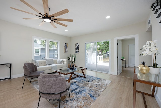712 Maryland Ave, Saint Cloud, FL 34769 - living area with healthy amount of natural light, ceiling fan, light wood-type flooring, and recessed lighting
