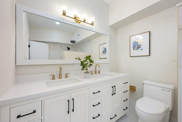 712 Maryland Ave, Saint Cloud, FL 34769 - full bath featuring toilet, double vanity, and a shower