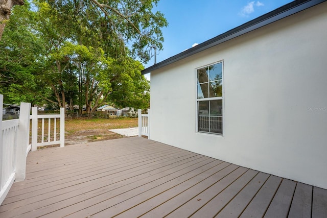 712 Maryland Ave, Saint Cloud, FL 34769 - deck featuring fence