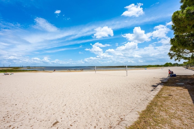 712 Maryland Ave, Saint Cloud, FL 34769 - water view featuring local beach