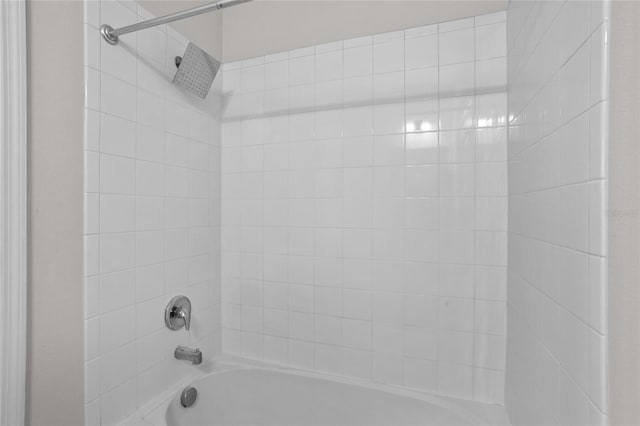 15651 Kinnow Mandarin Ln, Winter Garden, FL 34787 - bathroom view of  shower combination