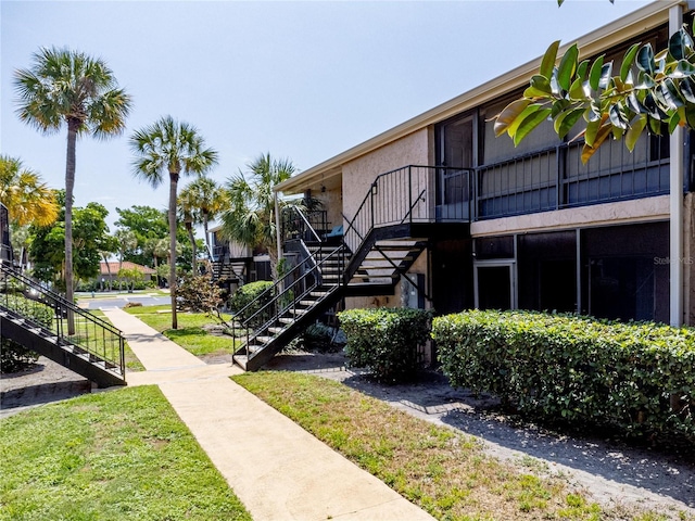 1163 Paseo Del Mar Unit B, Casselberry, FL 32707 - surrounding community featuring stairway and a lawn