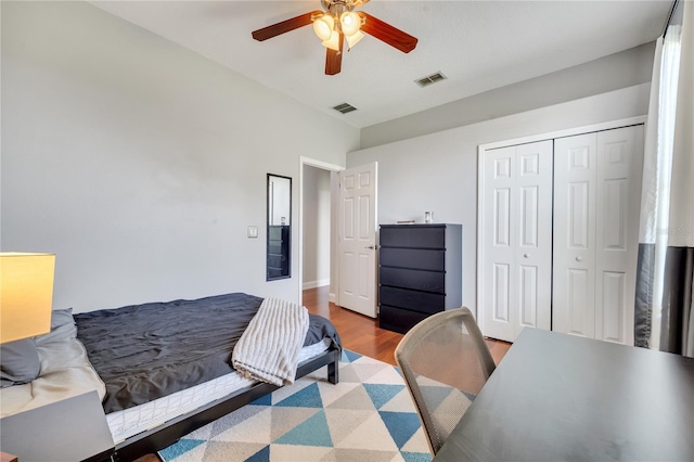 3380 Pawleys Loop N, Saint Cloud, FL 34769 - bedroom with wood finished floors, a closet, and ceiling fan