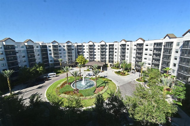 view of apartment building / complex