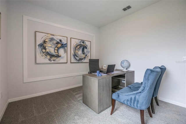 1974 Walnut Creek Dr, Kissimmee, FL 34744 - carpeted office with baseboards