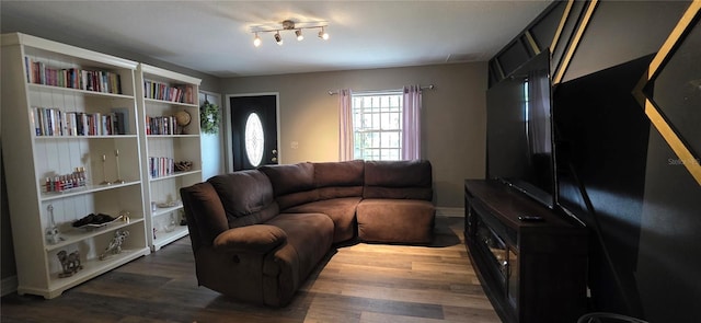 1302 Center St, Ocoee, FL 34761 - living room featuring wood finished floors and baseboards