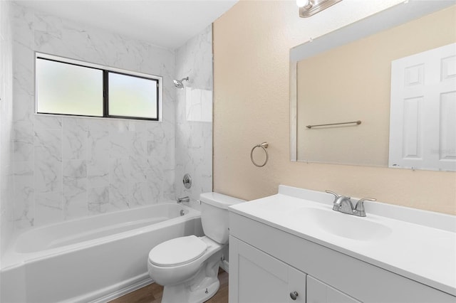 1550 Maxwell Ln, Deltona, FL 32738 - full bathroom with toilet, tub / shower combination, vanity, and wood finished floors