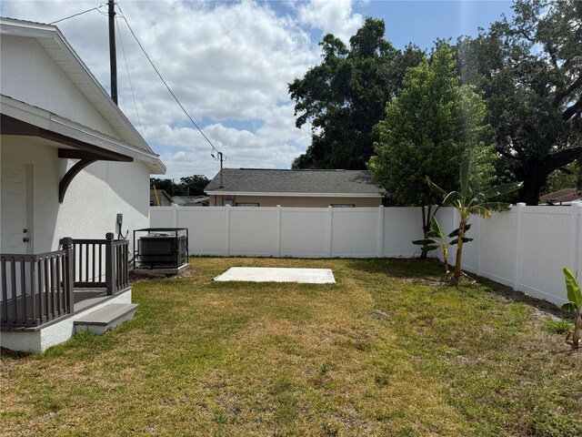 1040 20th St, Orlando, FL 32805 - view of yard with central air condition unit