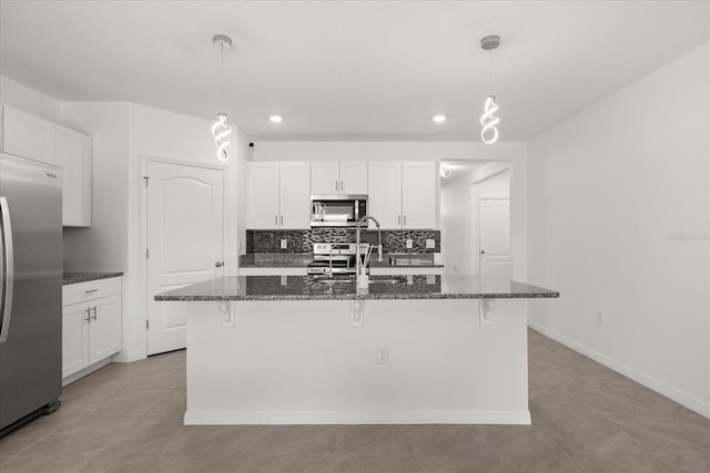 1693 Barberry Dr, Kissimmee, FL 34744 - photo 8