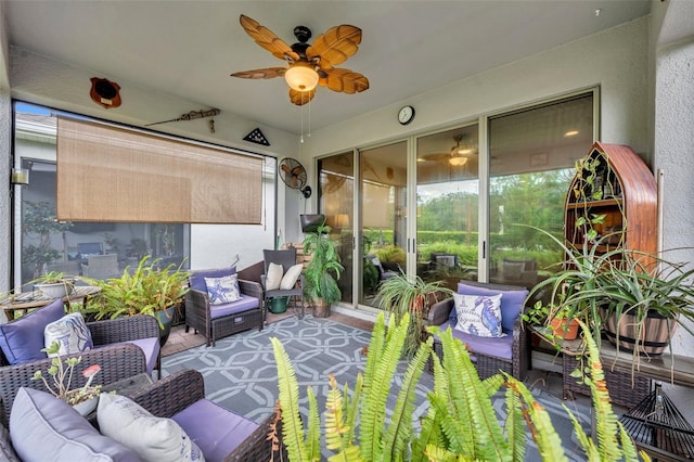 3149 Songbird Cir, Harmony, FL 34773 - sunroom with ceiling fan and an outdoor living space