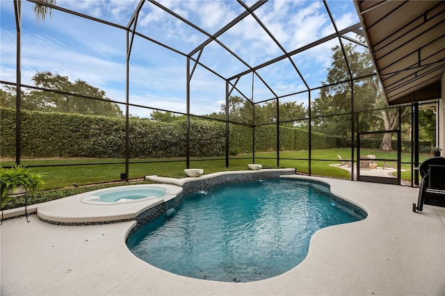5025 Down Point Ln, Windermere, FL 34786 - view of swimming pool featuring a patio area, a lawn, glass enclosure, and a pool with connected hot tub