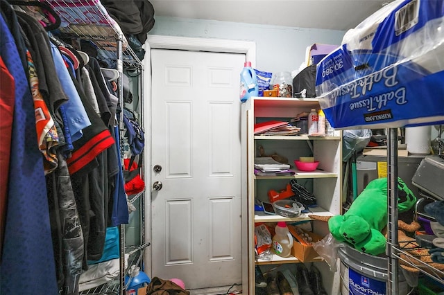 1508 Roger Babson Rd, Orlando, FL 32808 - view of storage room
