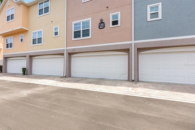 6611 Time Square Ave Unit 103, Orlando, FL 32835 - view of garage