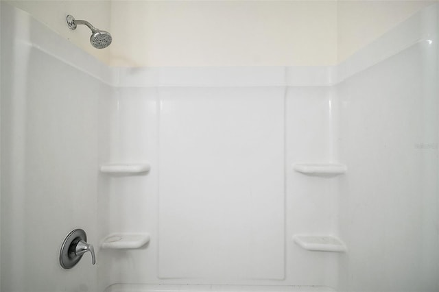 7054 Cruz Ct, Lakeland, FL 33813 - view of full bath