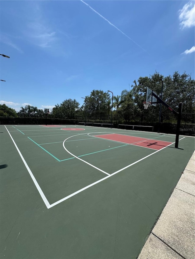 11863 Delfina Ln, Orlando, FL 32827 - view of sport court featuring community basketball court