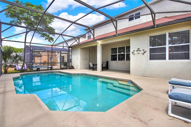 1744 Pine Ridge Dr, Davenport, FL 33896 - outdoor pool featuring a patio area and a lanai