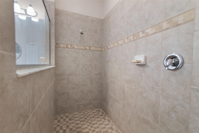 595 American Holly Pl, Oviedo, FL 32765 - full bathroom with tiled shower