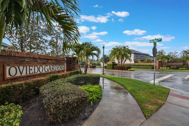 595 American Holly Pl, Oviedo, FL 32765 - view of community / neighborhood sign