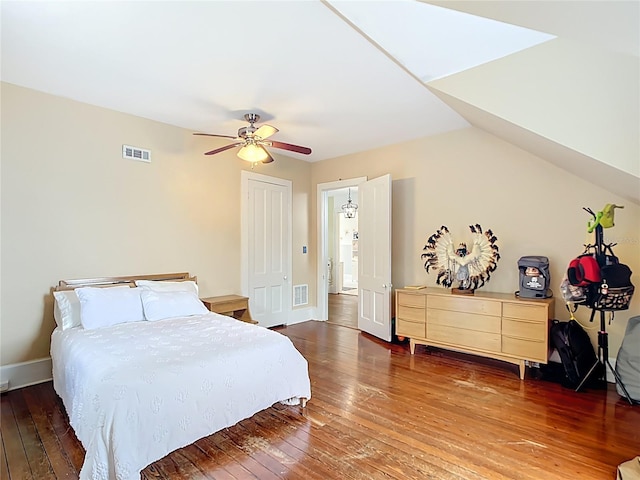 511 E Mirror Lake Dr, Fruitland Park, FL 34731 - bedroom featuring wood-type flooring, baseboards, and ceiling fan