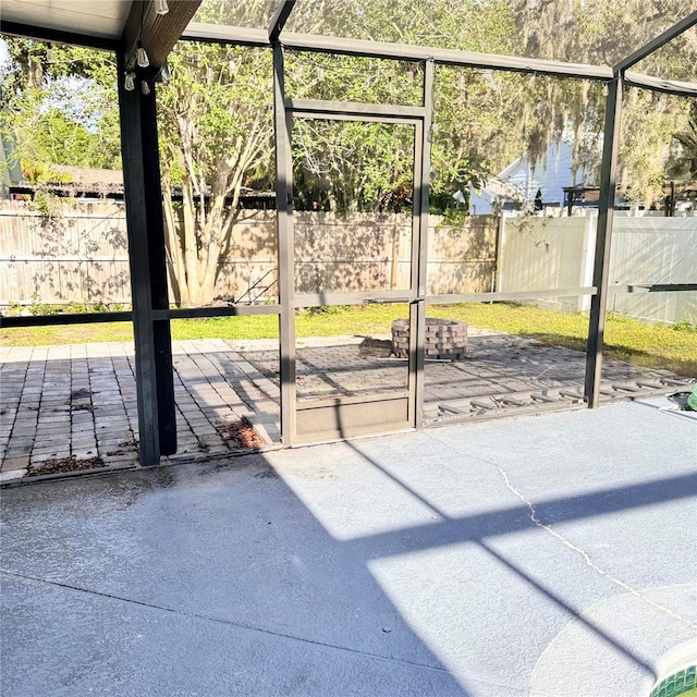 4235 Shades Crest Ln, Sanford, FL 32773 - view of patio / terrace with fence and a lanai
