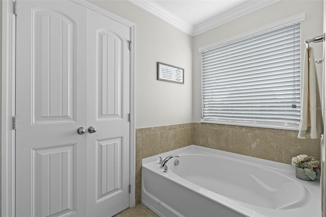 1553 Caterpillar St, Saint Cloud, FL 34771 - full bathroom featuring a bath and crown molding