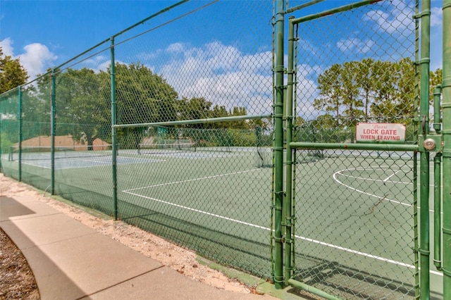 10249 Spring Lake Dr, Clermont, FL 34711 - view of tennis court