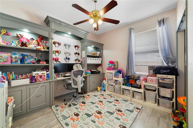 4558 Redmond Pl, Sanford, FL 32771 - office space featuring ceiling fan, light wood finished floors, and built in study area