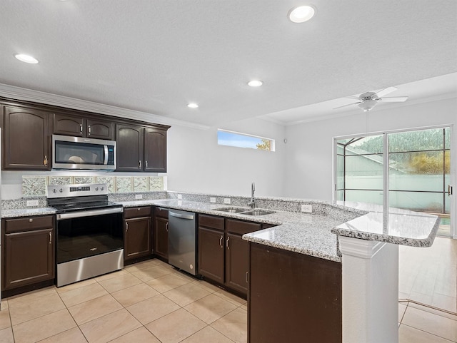 2853 Strand Cir, Oviedo, FL 32765 - photo 16