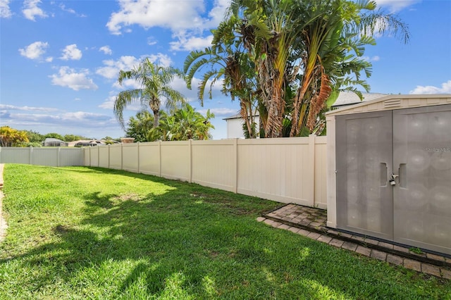 14003 Sobrado Dr, Orlando, FL 32837 - view of yard with a shed and an outdoor structure