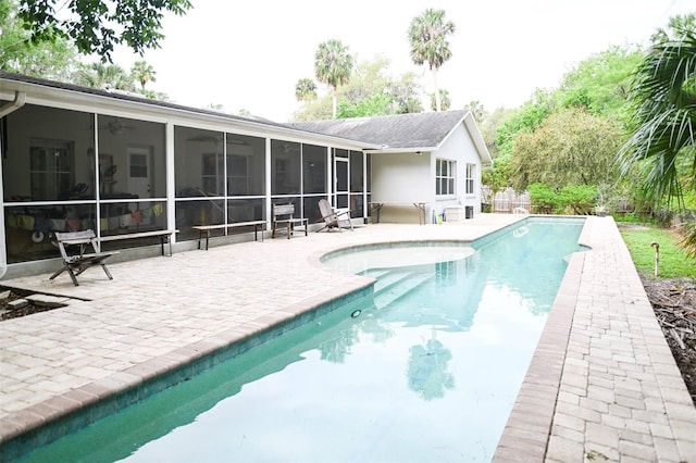 1430 Arrowhead Trl, Deltona, FL 32725 - view of pool with a sunroom, ceiling fan, a patio, and fence
