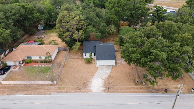 aerial view of property and surrounding area