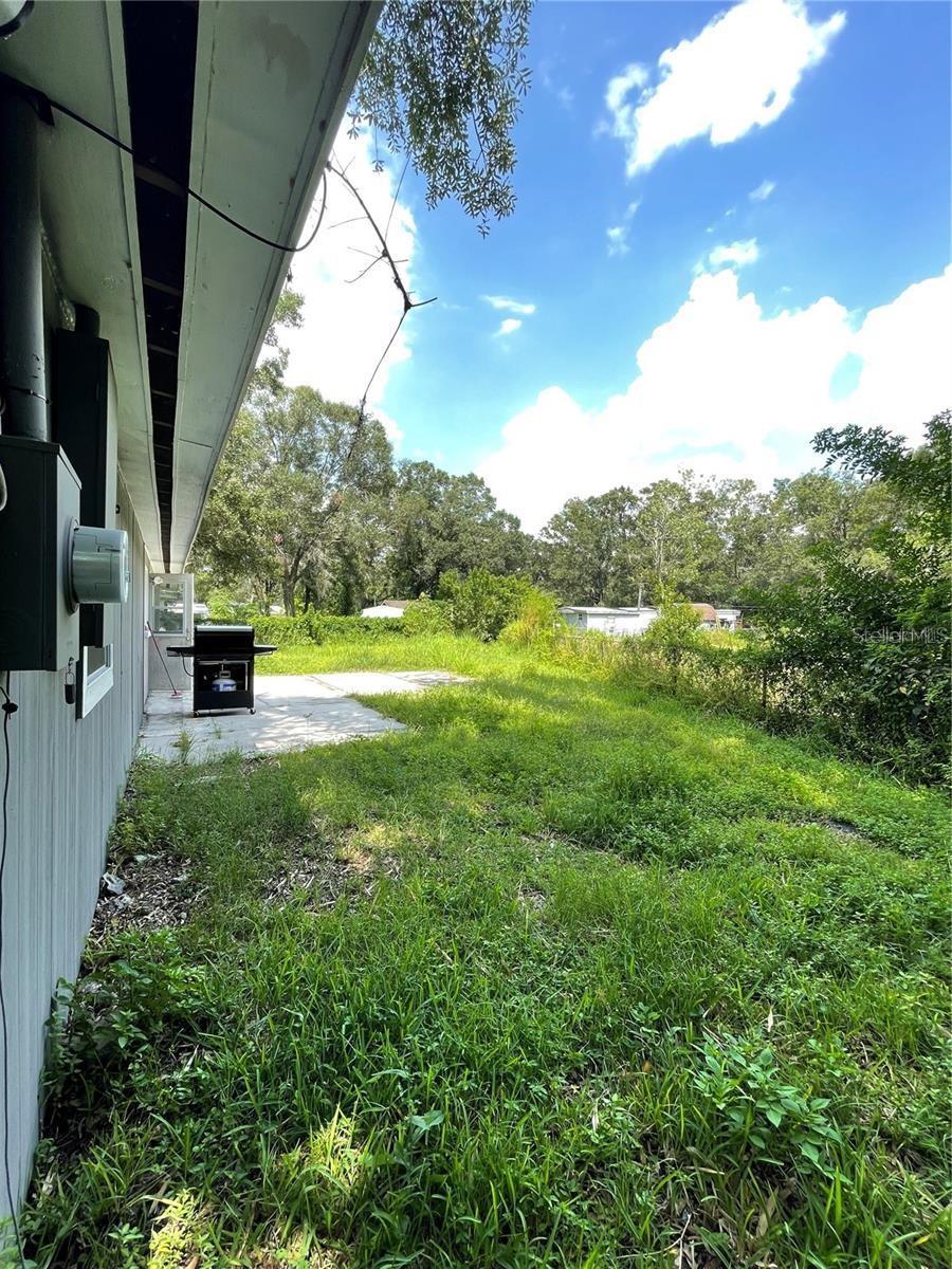 732 Trenton Rd, Lakeland, FL 33815 - photo 2