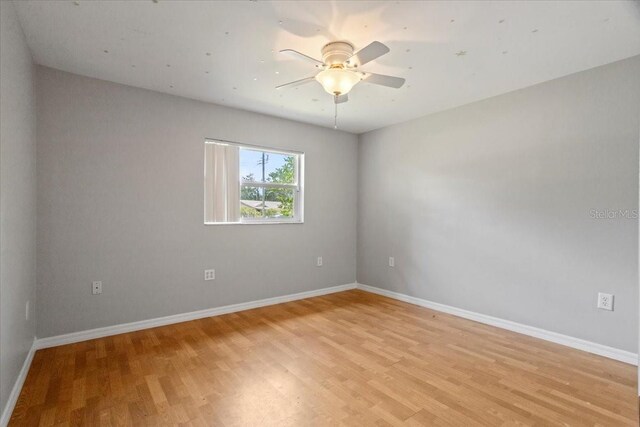 408 Eunice Dr, Plant City, FL 33563 - empty room with light wood-type flooring, baseboards, and ceiling fan