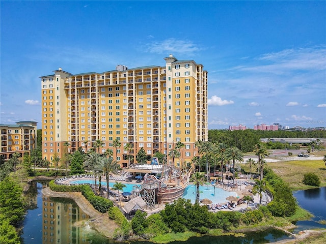 8101 Resort Village Dr, Orlando, FL 32821 - view of building exterior