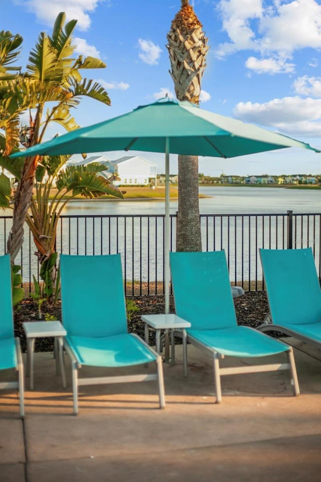 8045 Lost Shaker Ln, Kissimmee, FL 34747 - balcony featuring a water view