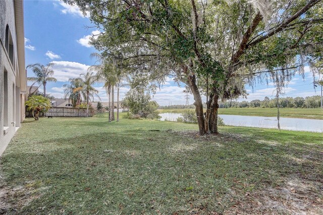 19540 Glen Elm Way, Orlando, FL 32833 - view of green lawn with a water view
