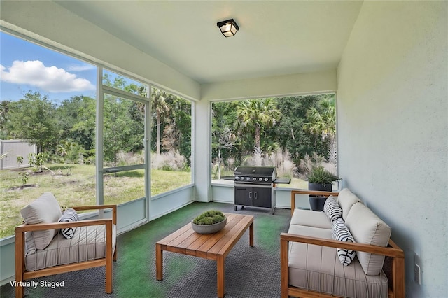 sunroom with outdoor lounge area